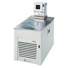 Термостат охлаждающий Julabo F34-ME, объем ванны 20 л, мощность охлаждения при 0°C - 0,32 кВт (Артикул 9162634)