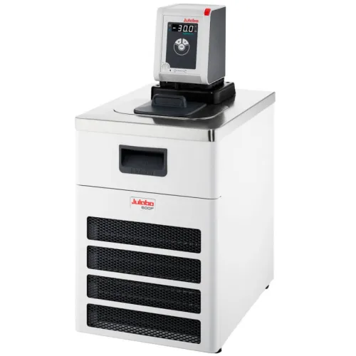 Термостат циркуляционный Julabo CORIO CD-600F, с ванной из нержавеющей стали, объем ванны 7,5 л, мощность нагрева 2 кВт (Артикул 9012704)