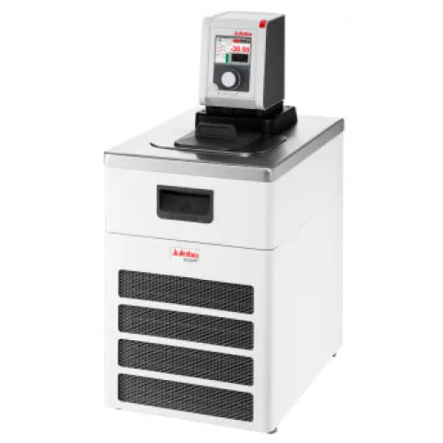 Термостат охлаждающий/нагревающий Julabo DYNEO DD-600F, объем ванны 7,5 л, мощность охлаждения при 0°C - 0,44 кВт, с интерфейсом RS232 (Артикул 9021704.D)