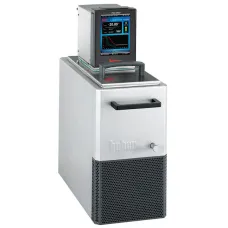 Oхлаждающий/нагревающий термостат Huber CC-K6s, температура -25...200 °C, объем ванны 4,5 л (Артикул 2008.0052.01)