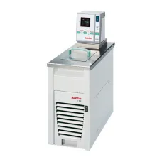 Термостат охлаждающий Julabo F25-ME, объем ванны 4,5 л, мощность охлаждения при 0°C - 0,2 кВт (Артикул 9162625)