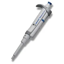 Пипет-дозатор Eppendorf Research Plus, 100-1000 мкл (Артикул 3120000062)